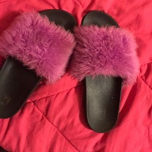 kali shoes fur slides